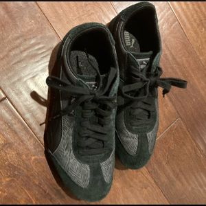 Puma Women’s Low Rider Vintage Sneakers